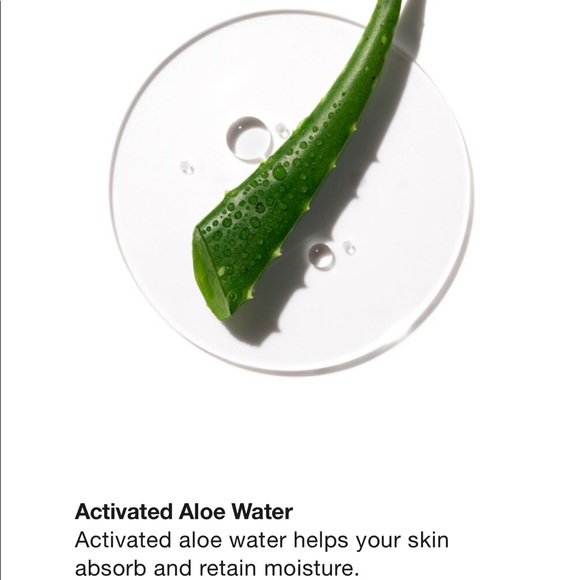 2/$30 New Clinique overnight mask - Picture 5 of 5